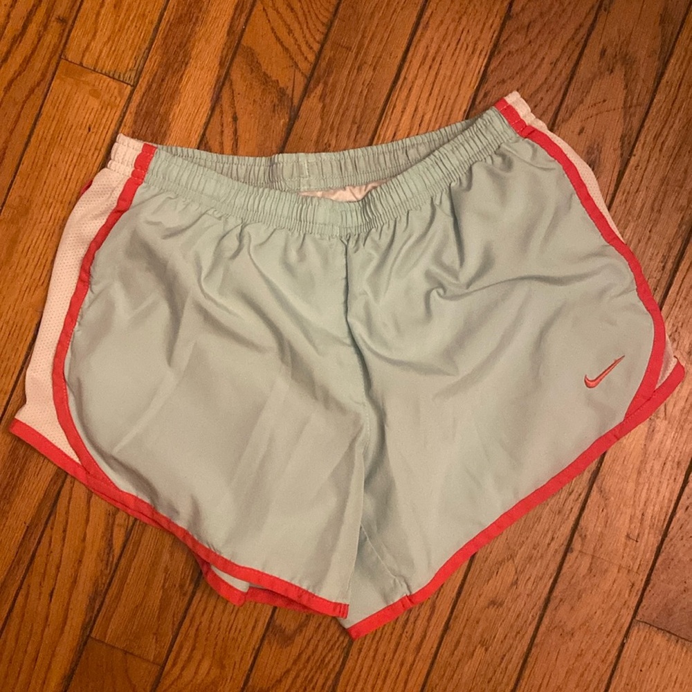 Nike girls shorts